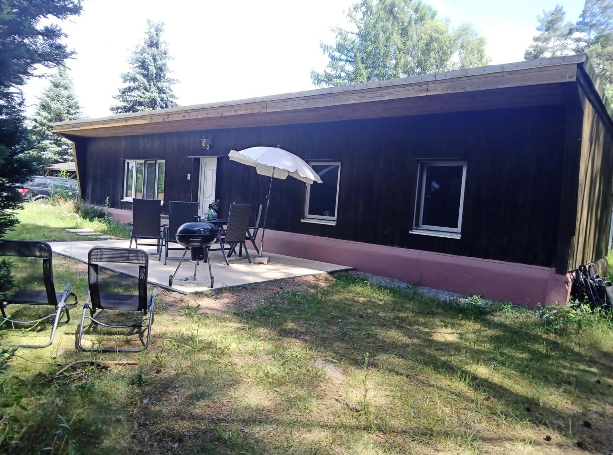Bungalow Im Gruenen Am Waschsee Mechow  Buitenkant foto