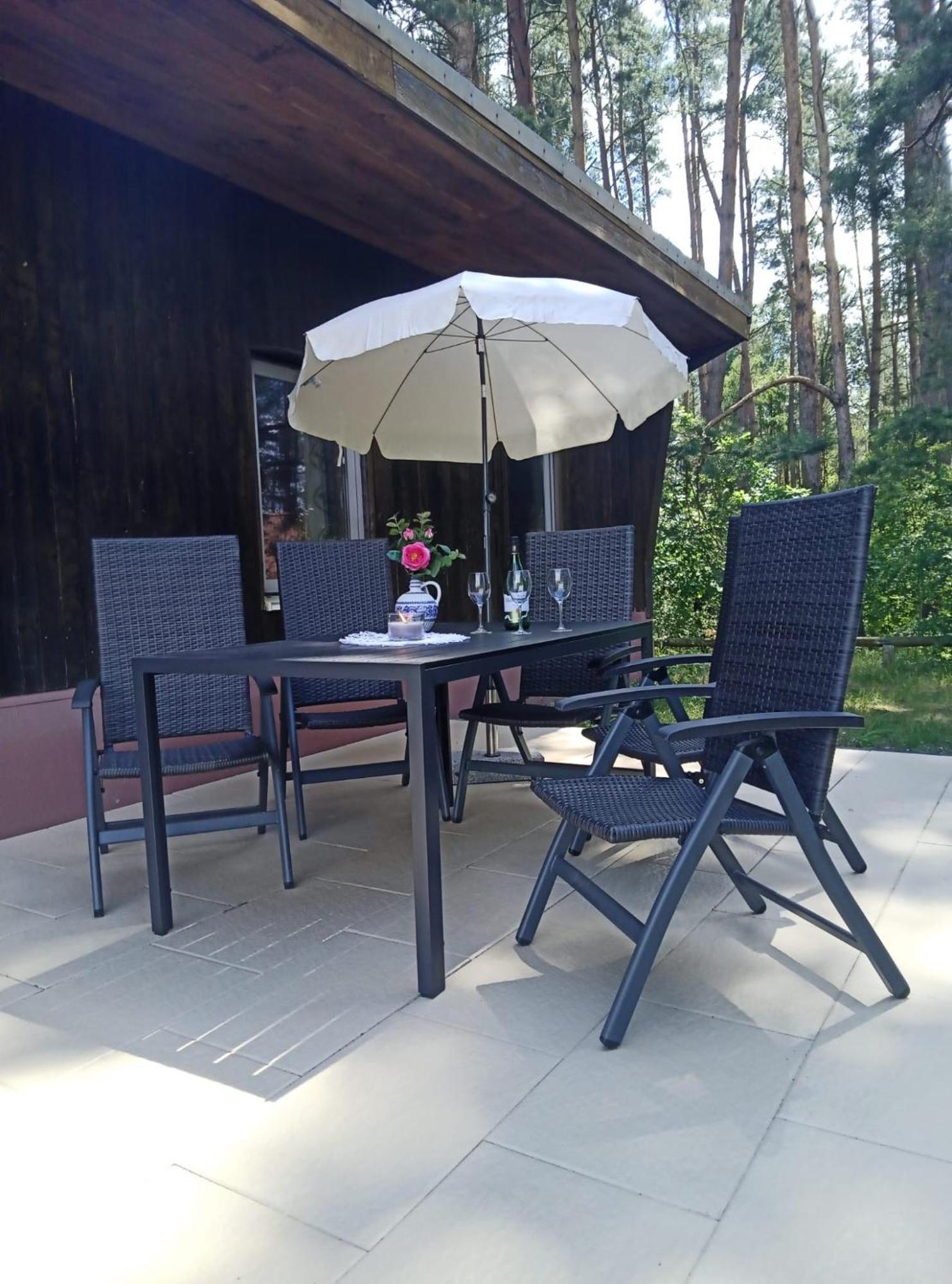 Bungalow Im Gruenen Am Waschsee Mechow  Buitenkant foto